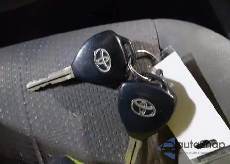 2009 Toyota Matrix z USA, uszkodzony, nr VIN 2T1KU40E59C095156